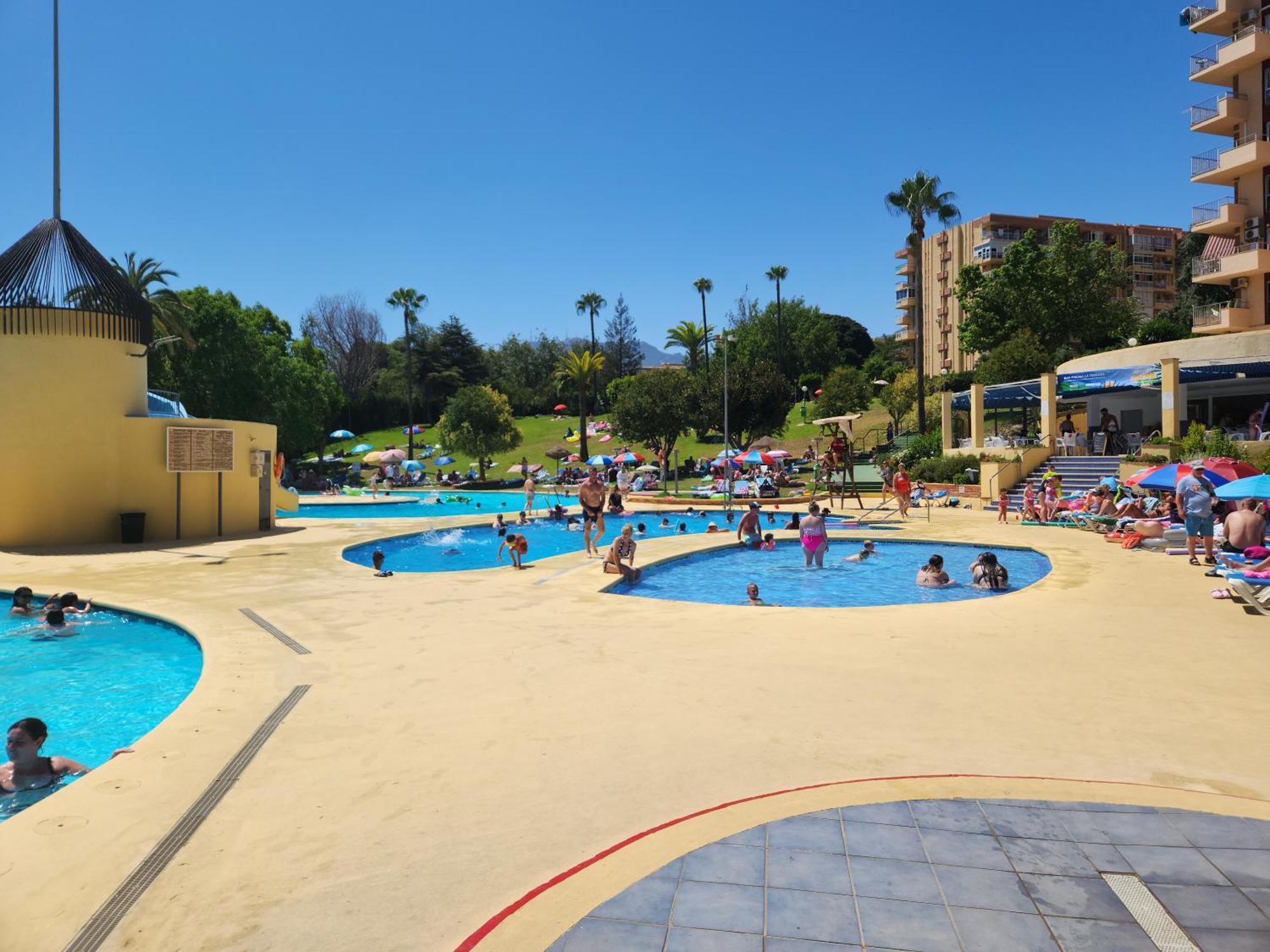 Apartments Benalmádena Buitenkant foto